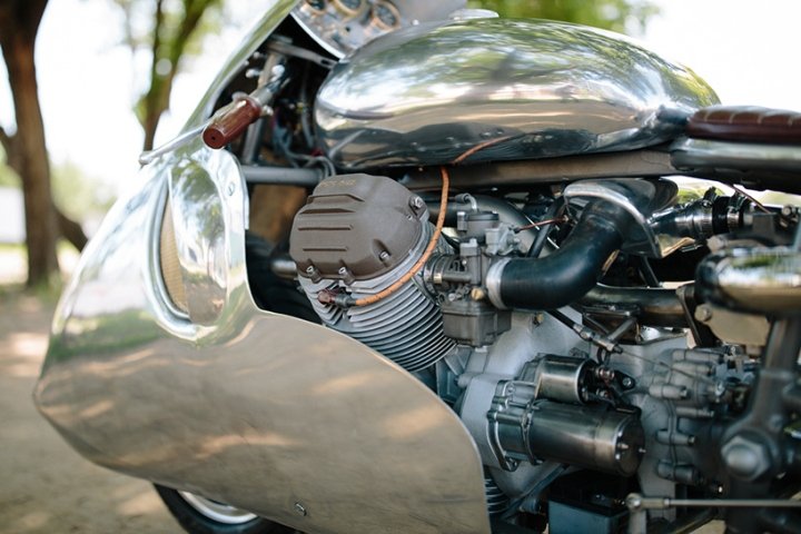 Craig Rodsmith 设计的 Moto Guzzi 垃圾箱赛车 Craig Rodsmith 设计的 Moto Guzzi 垃圾箱赛车