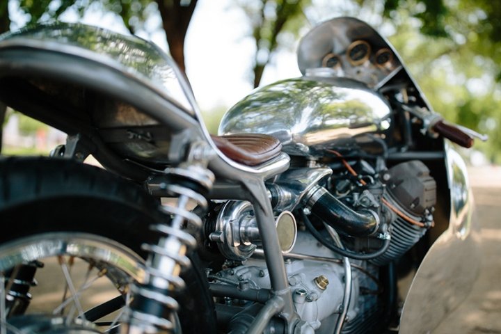 Craig Rodsmith 设计的 Moto Guzzi 垃圾箱赛车 Craig Rodsmith 设计的 Moto Guzzi 垃圾箱赛车