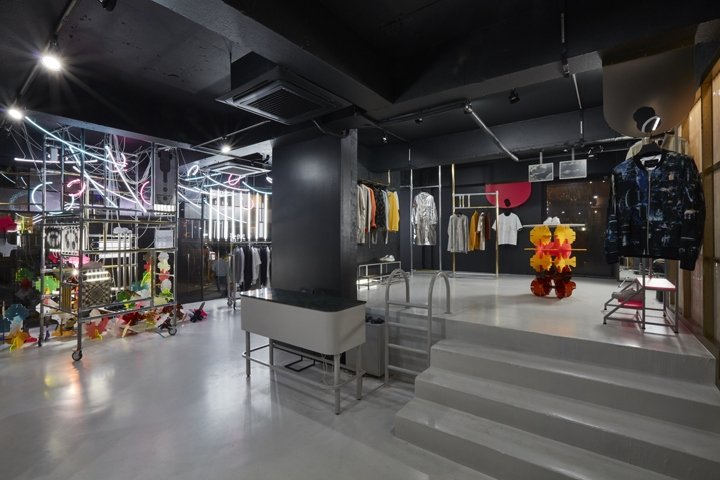 移动运动 _ H-store by customerellow,首尔 – 韩国 移动运动 _ H-store by customerellow,首尔 – 韩国