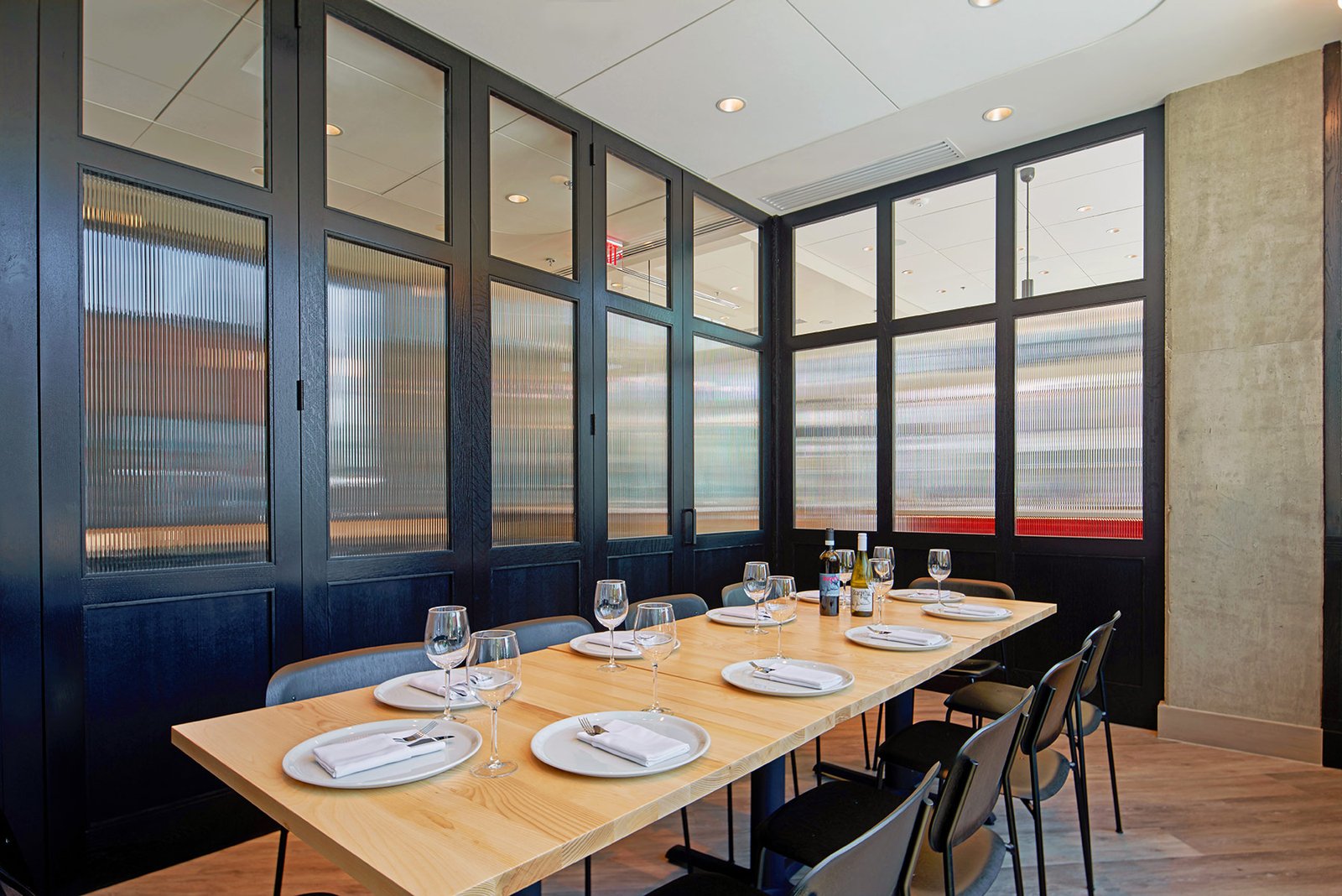 Mozzeria by CORE 架构 + 设计