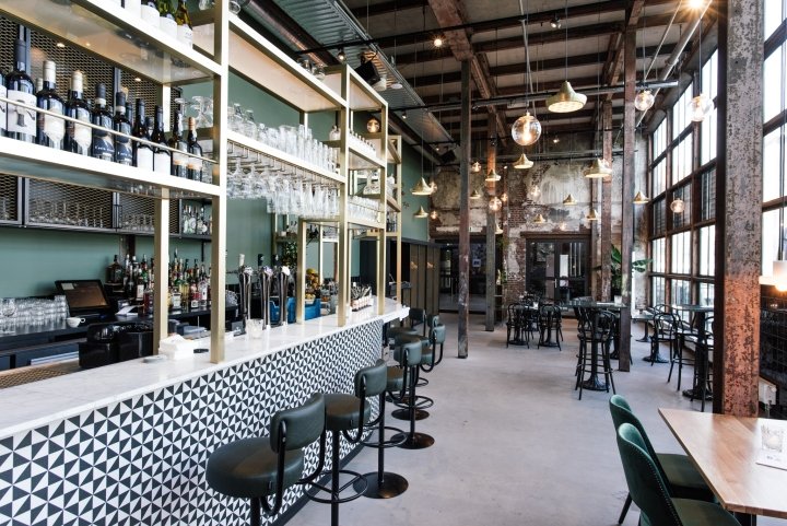 Mr. Sammi 小酒馆酒吧由 De Horeca Fabriek 设计,鲁尔蒙德 – 荷兰 Mr. Sammi 小酒馆酒吧由 De Horeca Fabriek 设计,鲁尔蒙德 – 荷兰