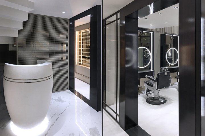 Mrs B 沙龙，由 Pallavi Dean Interiors 设计，迪拜 – 阿联酋