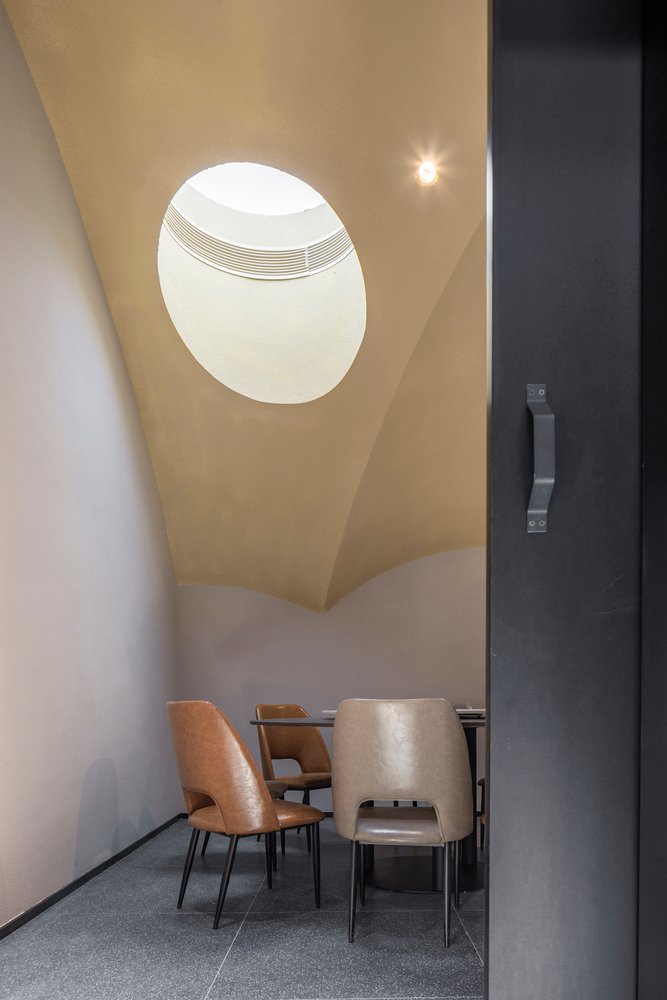 MAT Office 的 Muee 餐厅