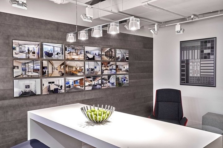 Muraflex 展厅由弗朗西斯·考夫曼 (Francis Cauffman) 设计,芝加哥 – 伊利诺伊州 Muraflex 展厅由弗朗西斯·考夫曼 (Francis Cauffman) 设计,芝加哥 – 伊利诺伊州