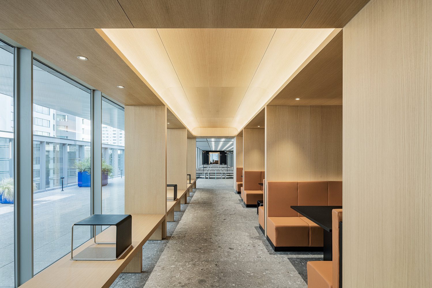 NAVER 1784 餐厅和咖啡厅，由 Betwin Space Design 设计