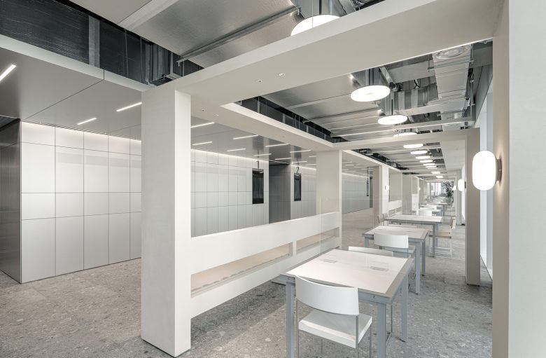 NAVER 1784 餐厅和咖啡厅，由 Betwin Space Design 设计