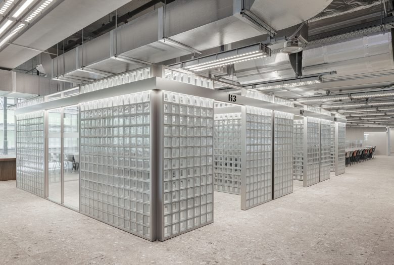 NAVER 1784 餐厅和咖啡厅，由 Betwin Space Design 设计