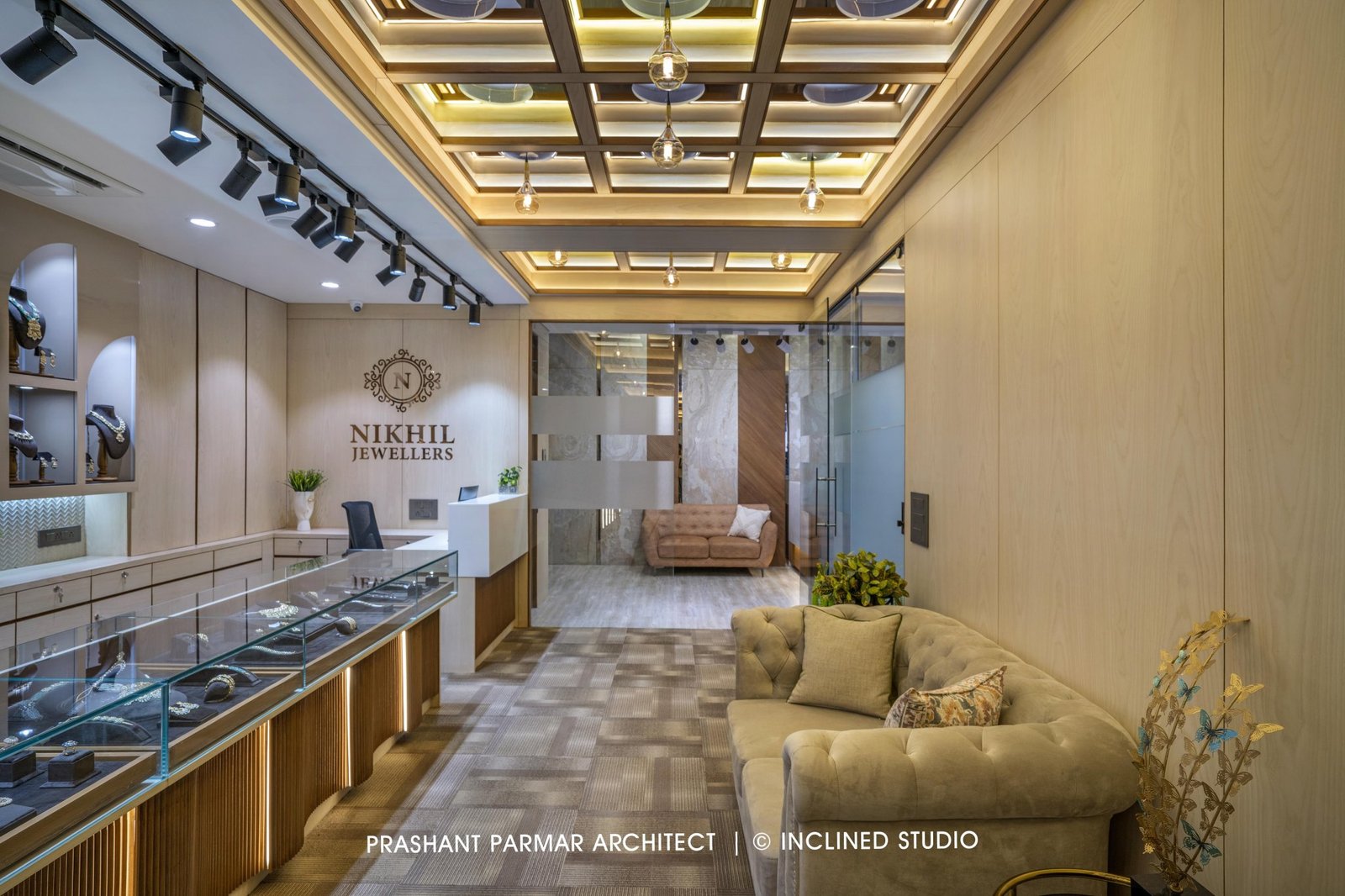 C.G. 的珠宝精品店设计路在艾哈迈达巴德。