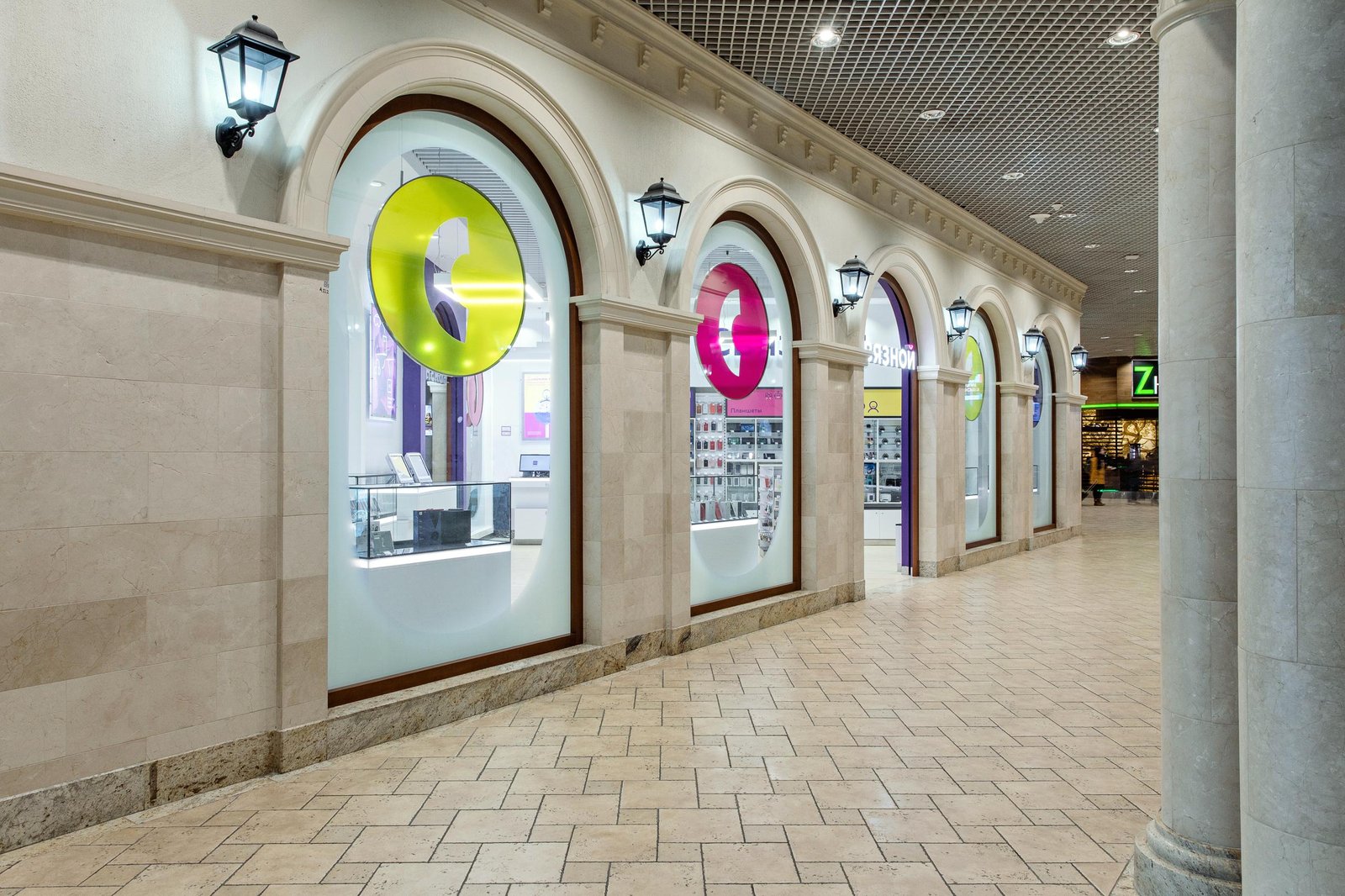 电子商店 SVYAZNOY, 莫斯科 - 俄罗斯