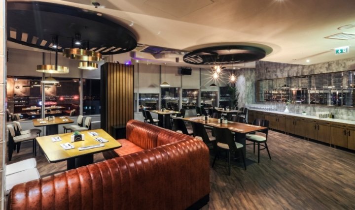 PickTwo 设计的 NOR Sky 休闲餐厅,布加勒斯特 – 罗马尼亚 PickTwo 设计的 NOR Sky 休闲餐厅,布加勒斯特 – 罗马尼亚