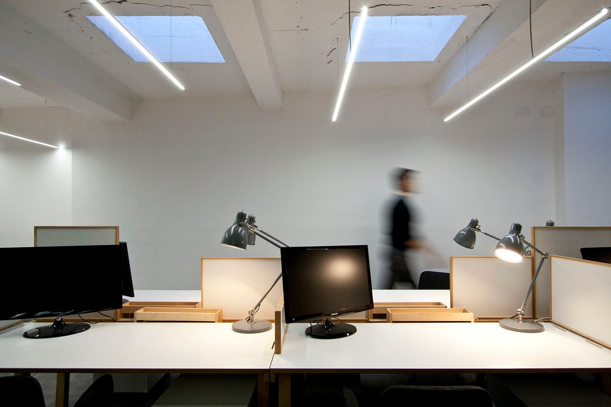 NOVA ISKRA 设计孵化器 by Studio Petokraka