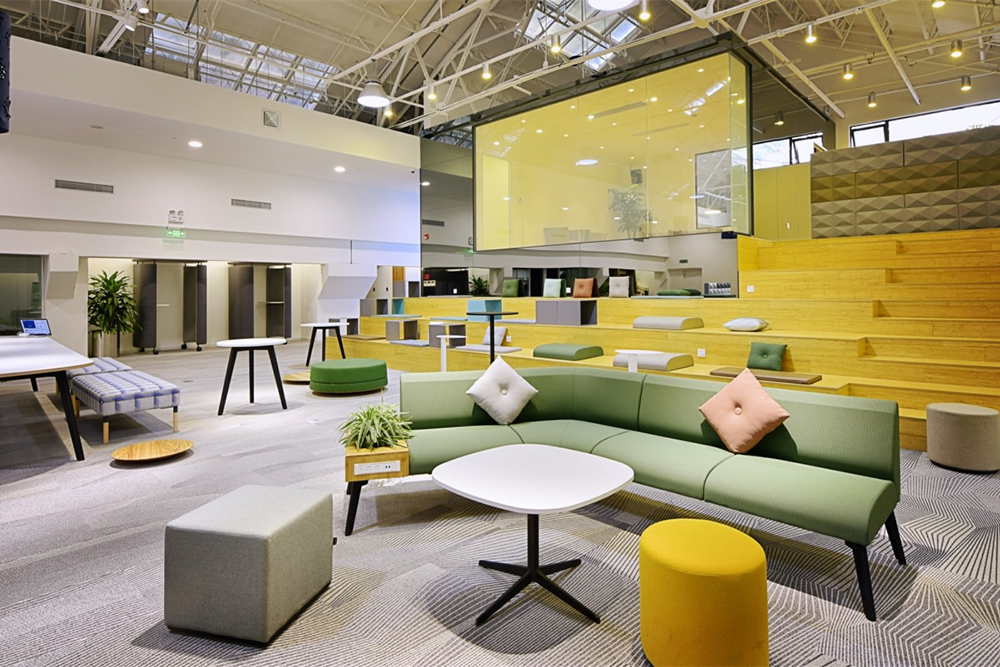 NOVAH 展厅和办公室由 UM DESIGN 设计