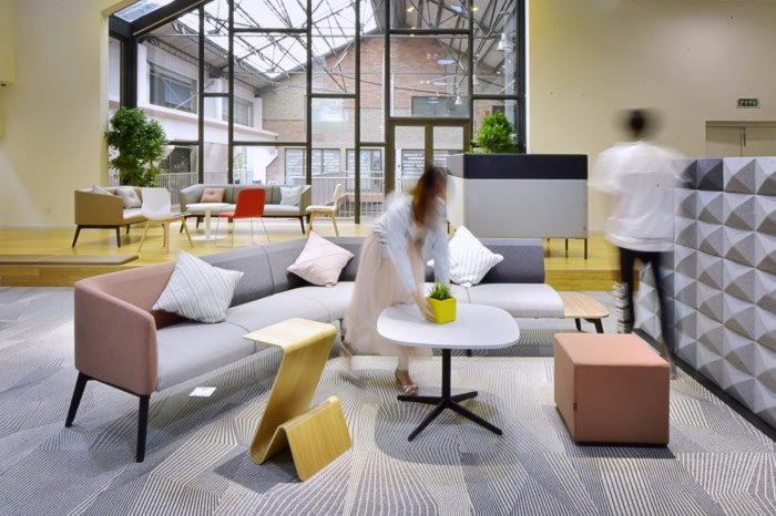 NOVAH 展厅和办公室由 UM DESIGN 设计