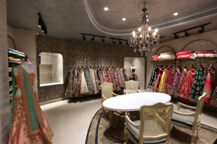 Neerus 新娘装精品店,FRDC,班加罗尔 – 印度 Neerus 新娘装精品店,FRDC,班加罗尔 – 印度