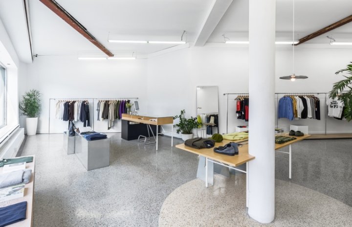 Tom Chung 的邻家商店，加拿大多伦多