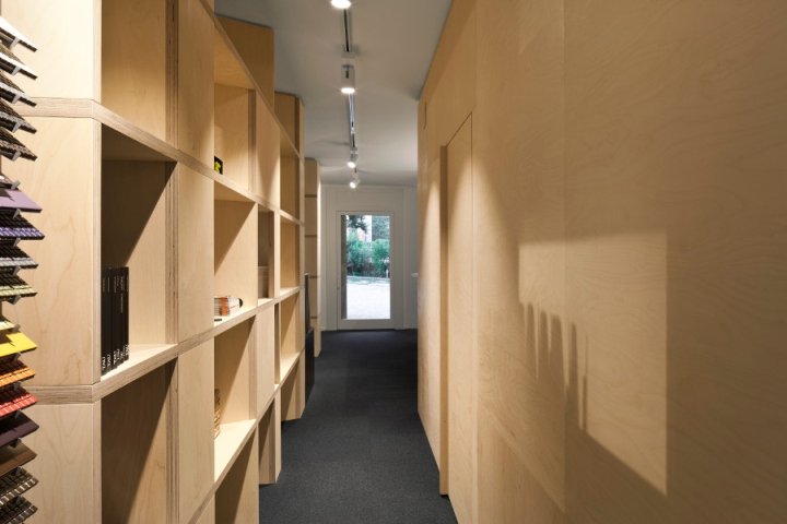 由 C&P Architetti 设计的新 DolomiteTiles 展厅，Cermes – 意大利