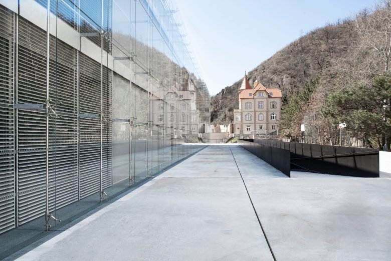 查尔斯大学人文学院新总部 / Kuba & Pilar architekti