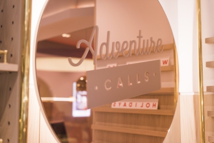 New Virgin Holidays 体验店,由 YourStudio 设计,威尔士 – 英国 New Virgin Holidays 体验店,由 YourStudio 设计,威尔士 – 英国