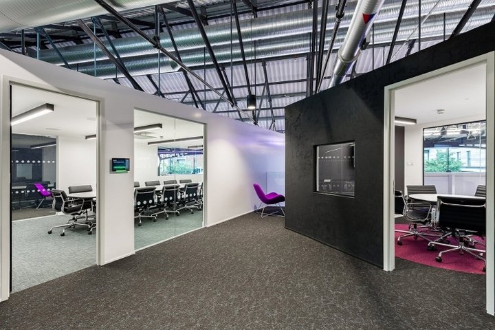 NewDay 办公室，Oktra，英国伦敦