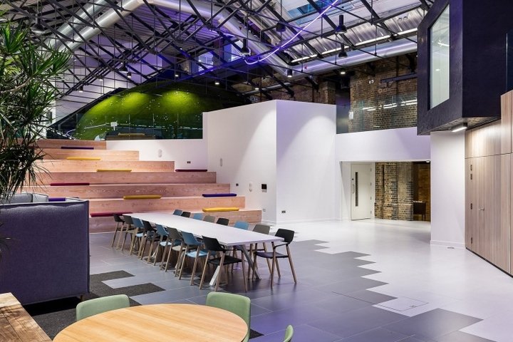 NewDay 办公室，Oktra，英国伦敦