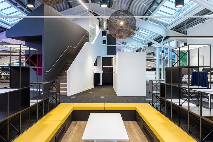 NewDay 办公室，Oktra，英国伦敦