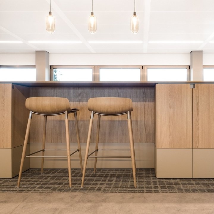 Newomij 办公室，由 Fokkema & Partners 设计，纳尔登 – 荷兰