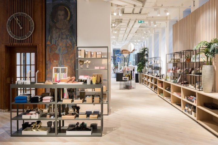 荷兰 CallisonRTKL 为哈德逊湾设计的下一代百货商店