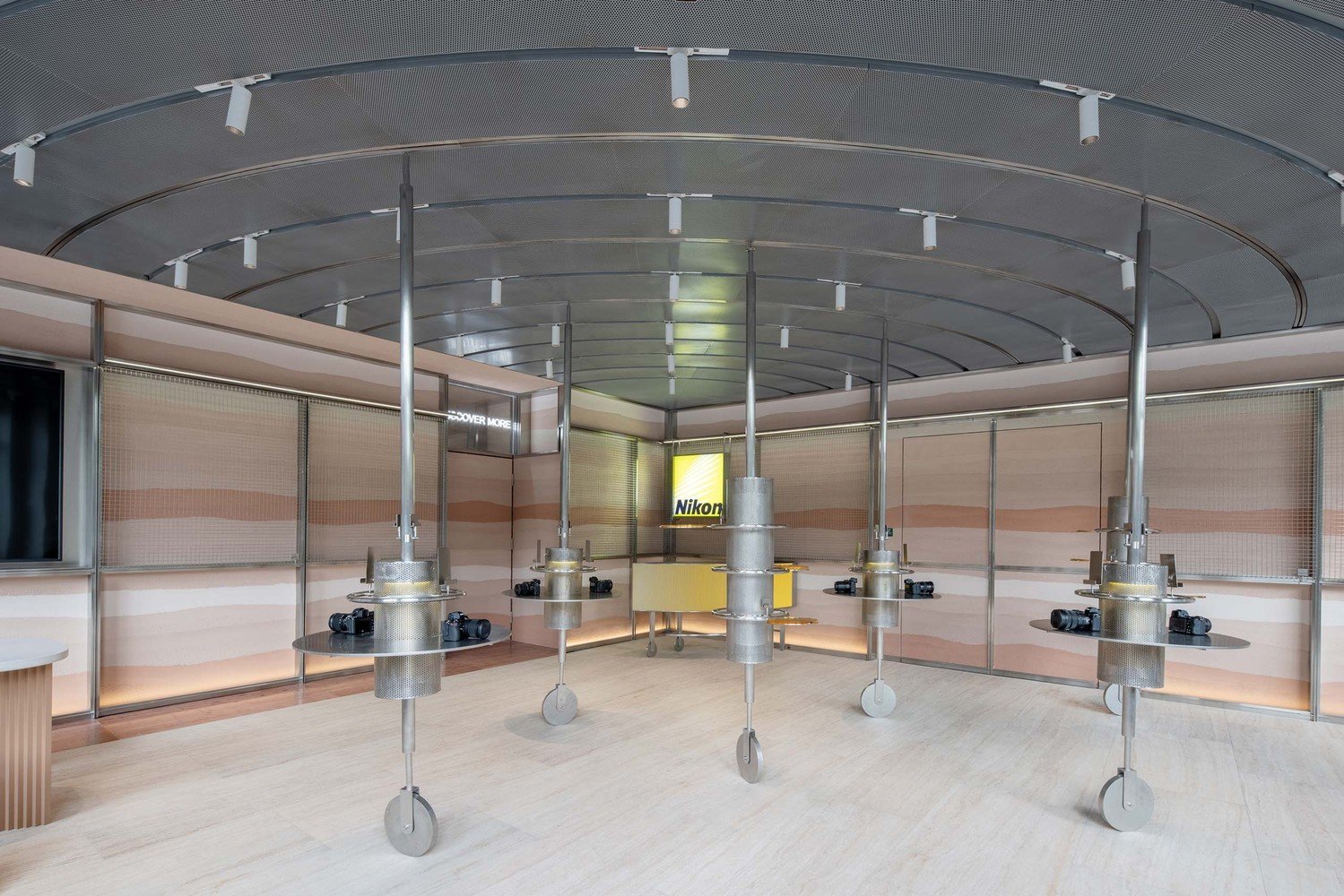 尼康上海旗舰店 by Lukstudio 尼康上海旗舰店 by Lukstudio