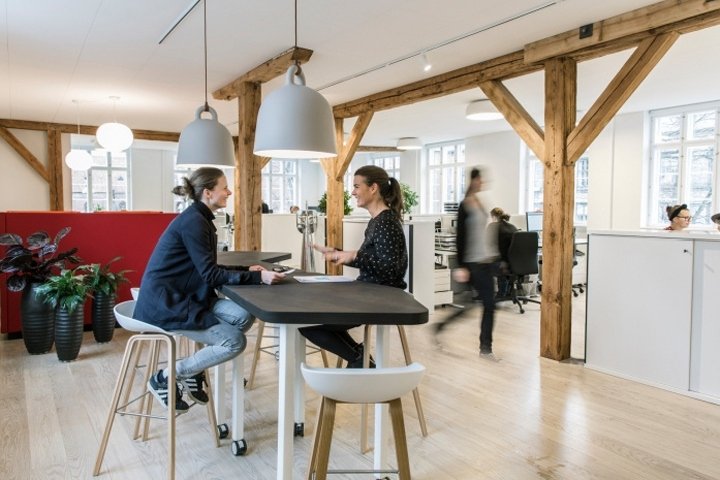 Nordic Cryobank 办公室由 Rosan Bosch Studio 设计，丹麦哥本哈根