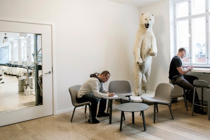 Nordic Cryobank 办公室由 Rosan Bosch Studio 设计，丹麦哥本哈根