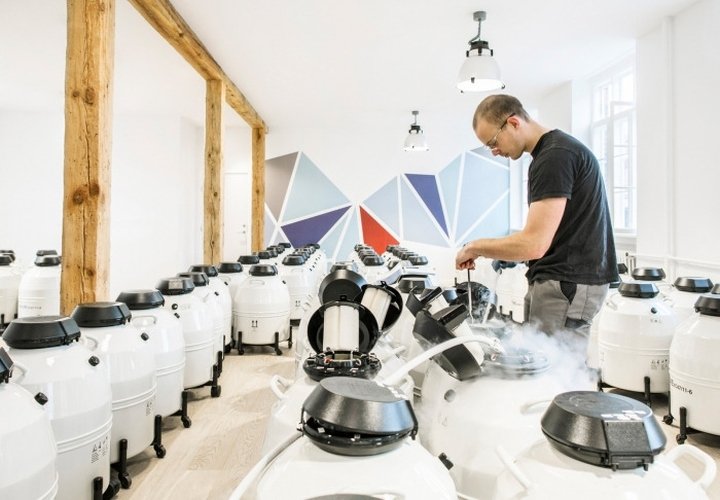 Nordic Cryobank 办公室由 Rosan Bosch Studio 设计，丹麦哥本哈根