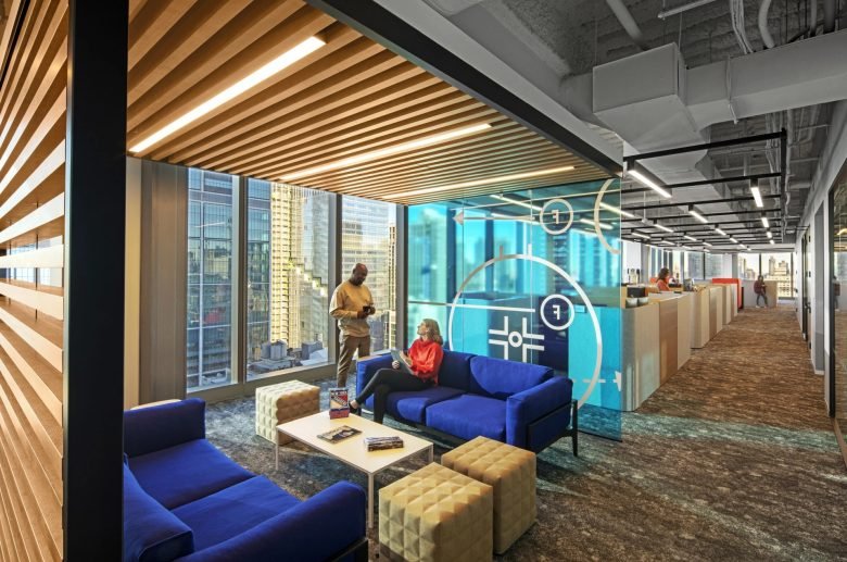 北美国家冰球联盟办公室 / TPG Architecture