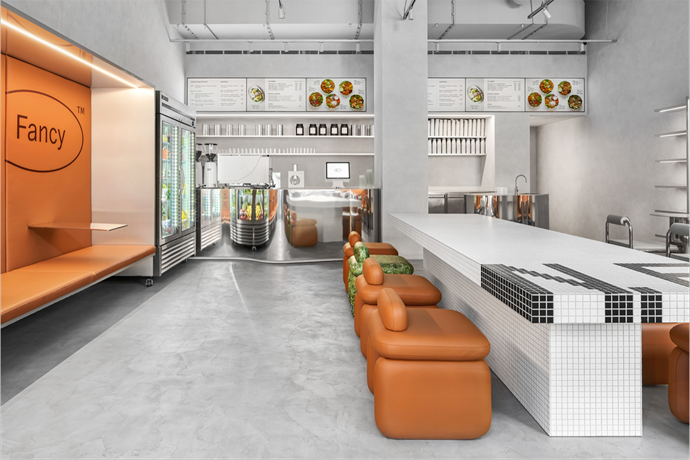 Nothing Fancy 咖啡馆，由 Eduard Eremchuk 和 Katya Pititskaya 设计