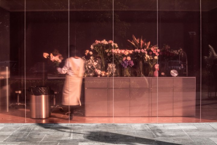 Nous 餐厅和花店 by 0321, 东莞 – 中国