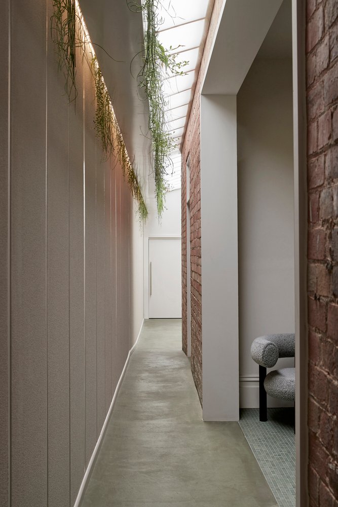 ODE 皮肤科诊所，由 Foolscap Studio 设计