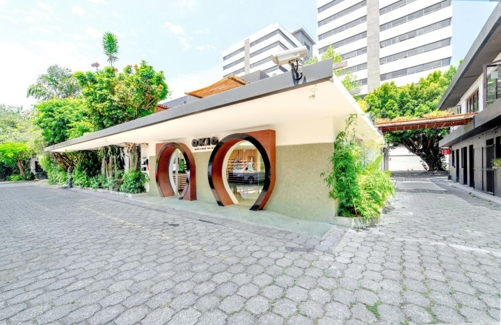 OKIO 眼镜精品店,Taller KEN,危地马拉城 – 危地马拉 OKIO 眼镜精品店,Taller KEN,危地马拉城 – 危地马拉