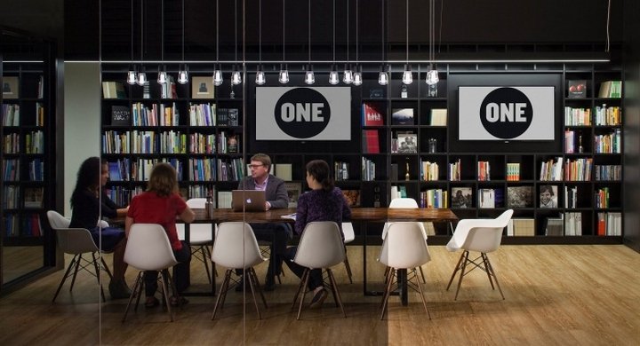 Stantec Architecture 设计的 ONE 竞选办公室，华盛顿特区