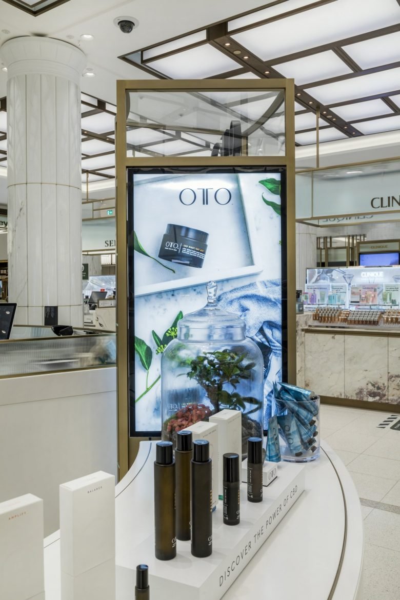 OTO X Harrods 与 Lucky Fox 合作快闪店