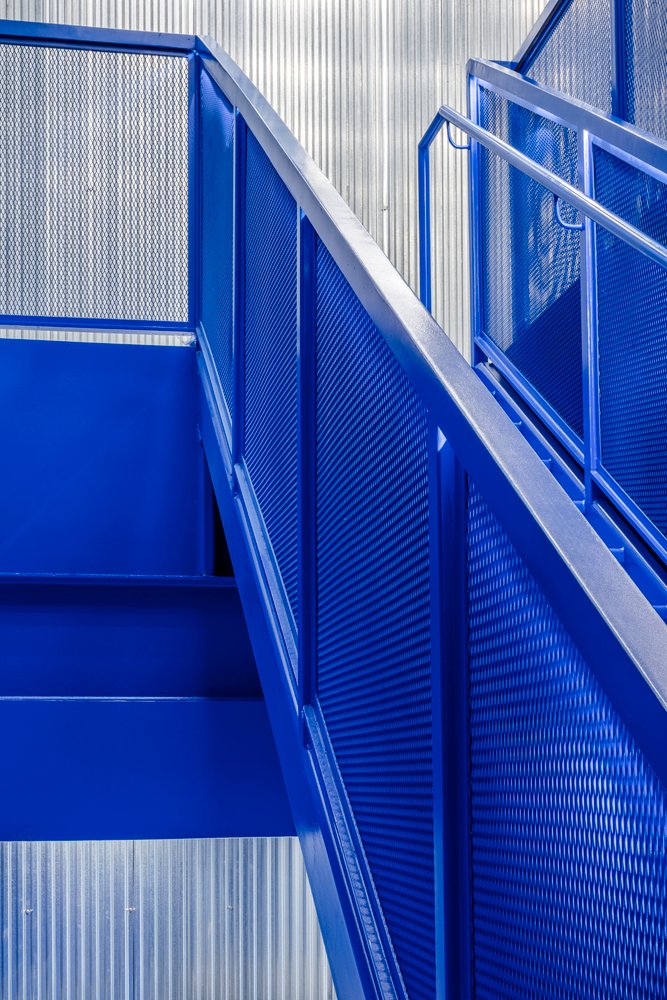 Off-White 迈阿密旗舰店 by Virgil Abloh + AMO