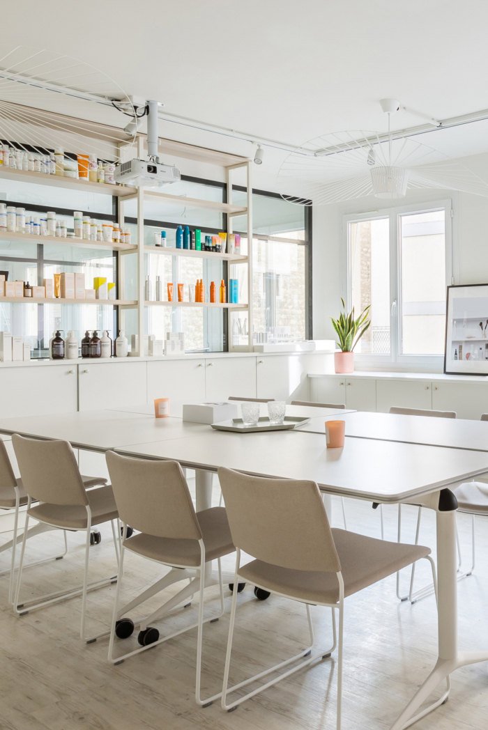 Oh My Cream 办公室 by Factory Aménagement