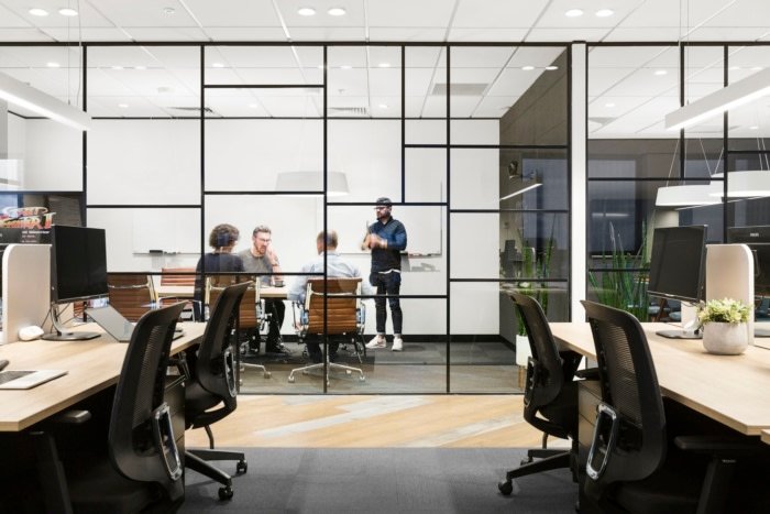 Olikka 办公室 by Concept Commercial Interiors