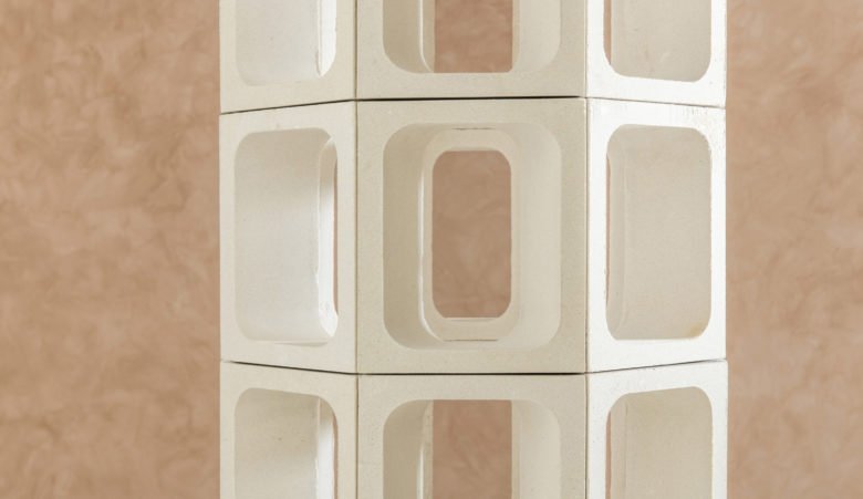 Tom Fereday 设计的全切面水泥微风块