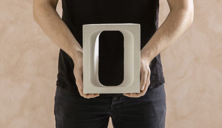 Tom Fereday 设计的全切面水泥微风块