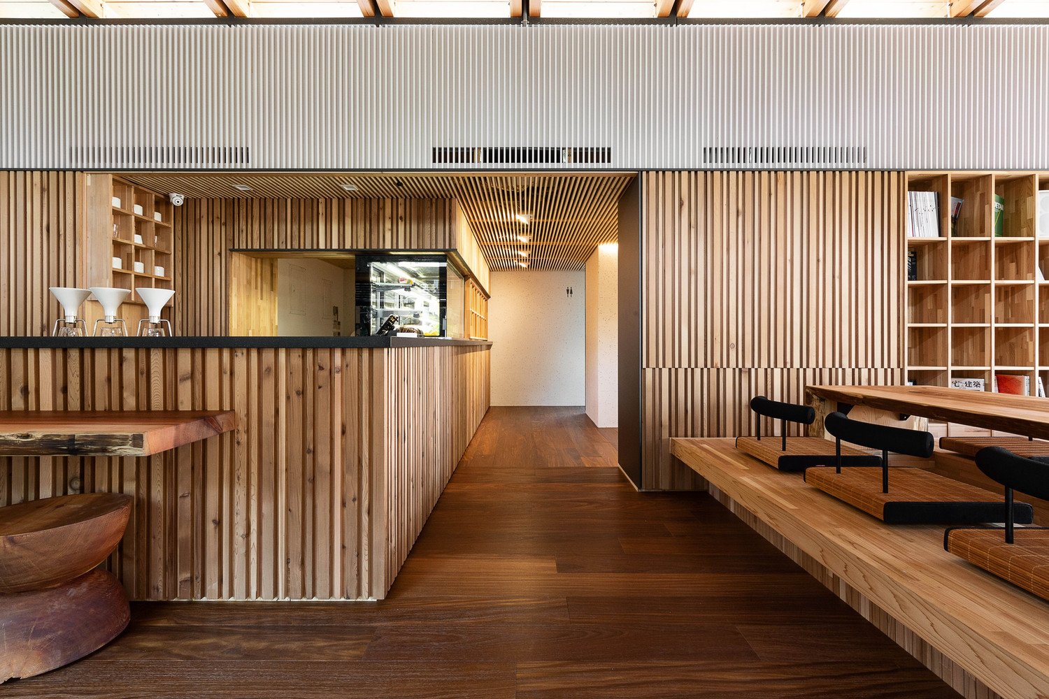 On On Nature 餐厅 / Studiobase Architects