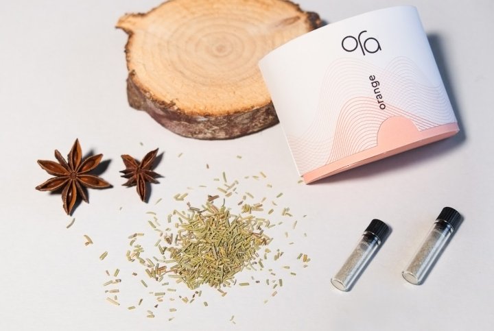 Ora 吸入器包装由 Pandara Chanyatanavut 设计