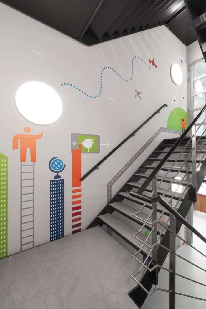 奥斯本克拉克办公室由 Hollandse Nieuwe 设计