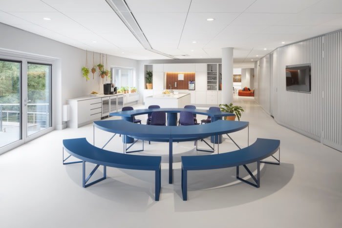 奥斯本克拉克办公室由 Hollandse Nieuwe 设计