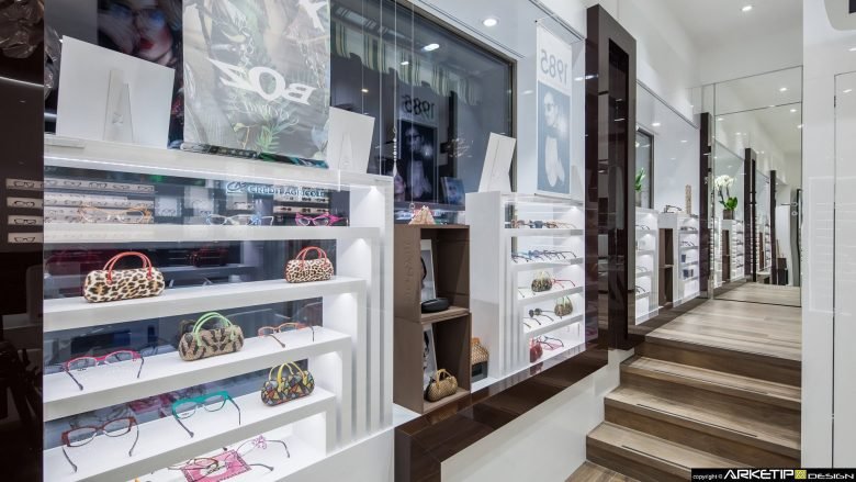 眼镜店设计 OTTICA MONTANARO 由 Arketipo Design 意大利设计