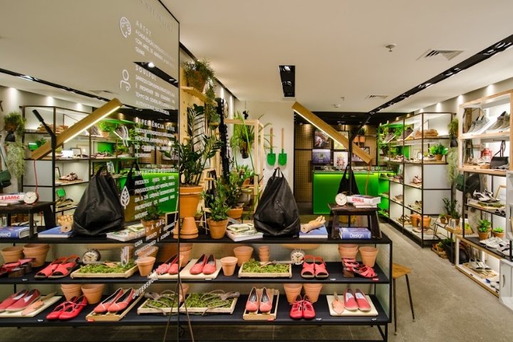 Kube Arquitetura 设计的 Outer Shoes 店，巴西里约热内卢