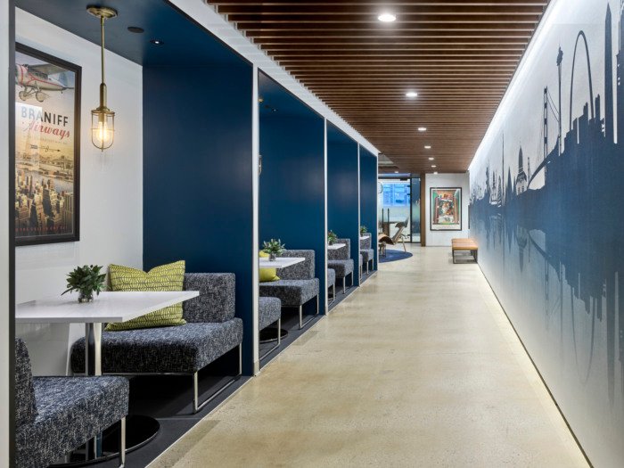 Ovation Travel Group 办公室由 Design Republic 设计